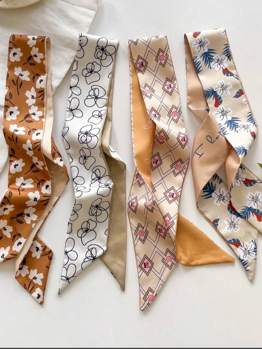 🤍NEW Silk-Feel Floral & Geometric Neck/Bag Scarves🤍